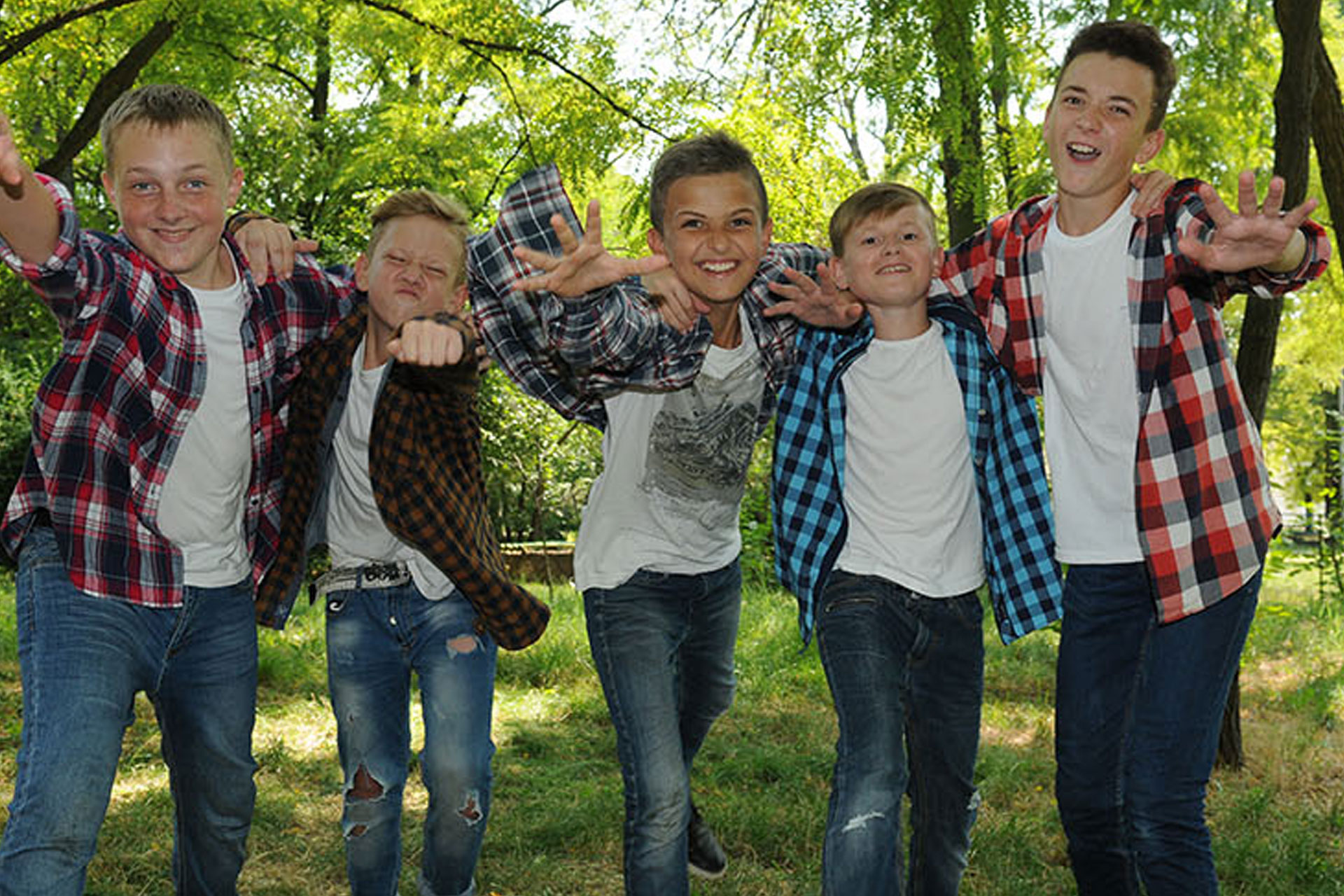 SummerCampsbotom-5-1920x1280